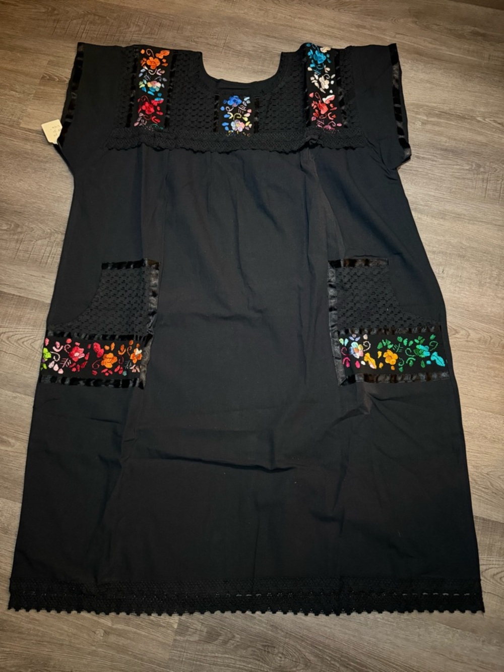 NWT Traditional Mexican dress - Picture 2 of 9